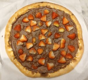 pizza de morango com nutella